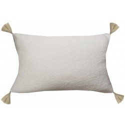 RECTANGULAR WHITE BOUCLÉ CUSHION 30×50 CM