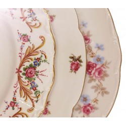 VINTAGE COLLECTION PLATE