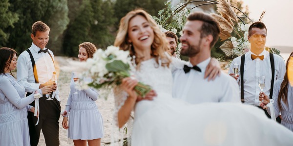 Organiser un mariage en plein air : conseils pratiques pour un mariage en extérieur réussi